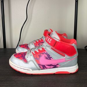 Nike Mogan Mid 2 Silver & Pink High Top Sneakers Sz 5 Youth
